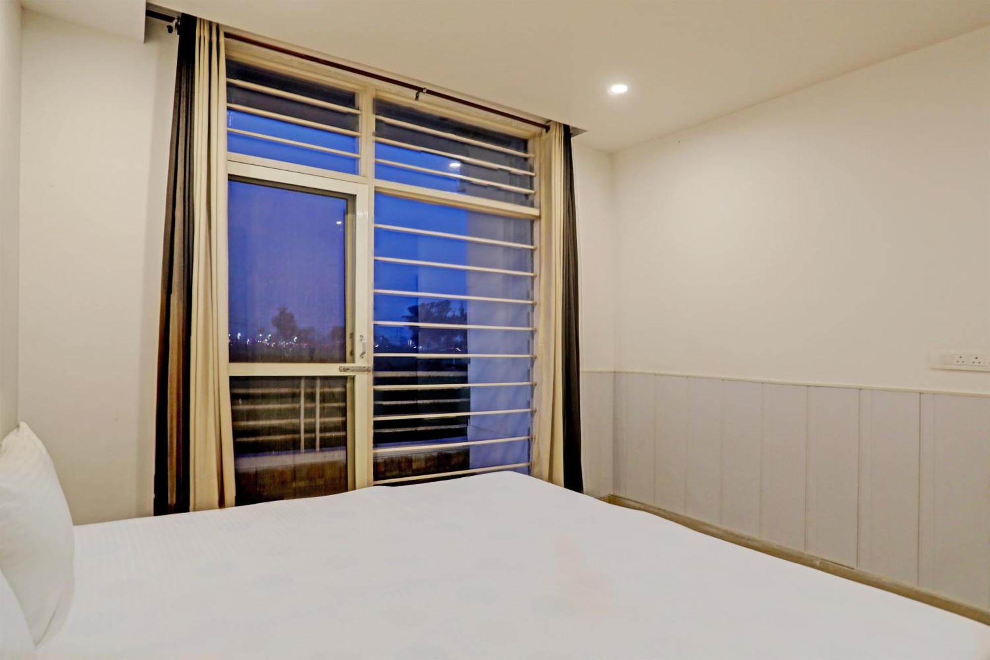 Oyo Home Green View Appartments Beās Εξωτερικό φωτογραφία
